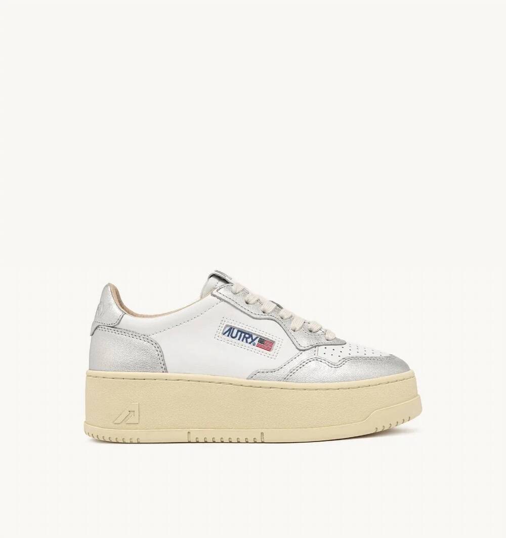 NEW AUTRY women's medalist platform leather sneakers in white/ silver